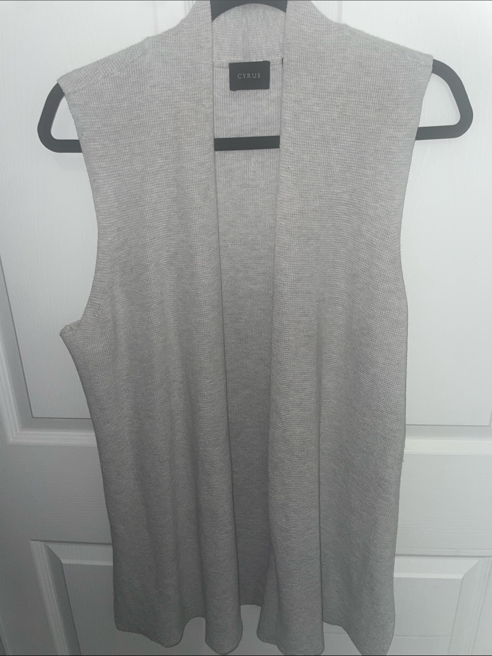 Cyrus Sleeveless Open-Front Knit Vest - Light Gray